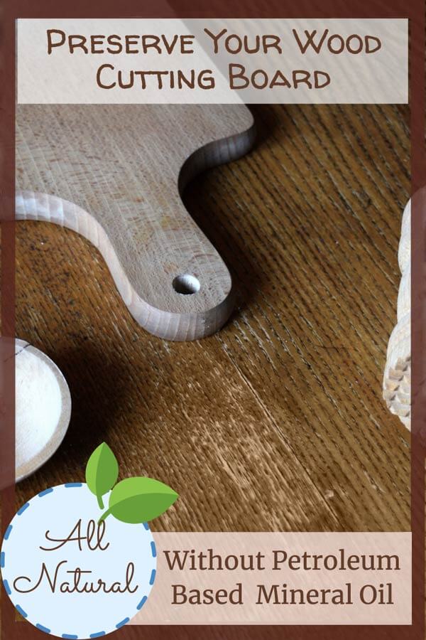 https://earthfriendlygoodies.com/wp-content/uploads/2011/02/wood-cutting-board-oil.jpg